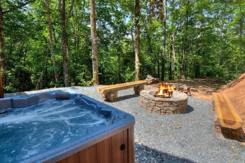Honeymoon Getaway In Woods Near Noc And Smoky Mtn Rr Bryson City Exterior foto